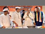 Rebellion brewing in Karnataka Congress? Digvijaya lacks connect, allege partymen