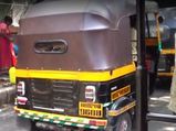 Celebrating Modi's 3-years in power, Mangaluru auto driver offers Re 1 ride