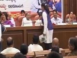 Drugs openly sold near schools in Bengaluru: Reality apprised to Siddaramaiah by a boy