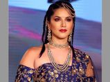Bengaluru: Pro-Kannada group opposes Sunny Leone's participation in New Year event 