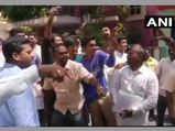 Congress, BJP workers clash outside polling booth in Bengaluru
