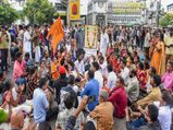 Thousands protest Sabarimala order, devotees threaten suicide in Kerala