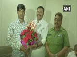 BJP felicitates youth who lauded Modi at Digvijay's rally