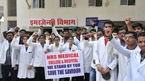Kolkata Medicos strike: Doctors opt for mass resignation