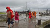 Cyclone Bulbul: PM Modi speaks to Mamata, assures all possible assistance
