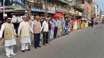 620 km human chain formed demanding withdrawal of new citizenship law
