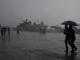 Heavy rains lash Kolkata, parts of south Bengal