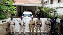A day after ED raids, drama unfolds in front of Bineesh Kodiyeri’s home
