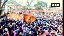 Amit Shah’s second day in West Bengal: Home Minister holds roadshow in Bolpur, Birbhum