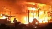 Major fire breaks out at Slum in Kolkata's Bagbazar, spreads to Mayer Bari