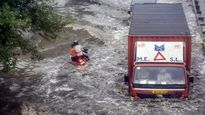 Heavy rainfall in Karnataka disrupts railways and airways 