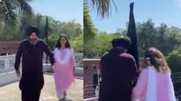 Punjab MLA Navjot Singh Sidhu hoists black flag at his residence in support of protesting farmers