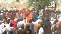Sidhu Moose Wala's last rites: Heartbreaking scenes at cremation ground as lakhs bid tearful farewell 