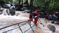 Goa cable bridge collapses; 40 tourists rescued from Dudhsagar waterfall