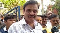 Karnataka minister Munirathna booked for hate speech