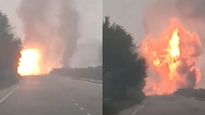 Gas Cylinder Blast Video Viral: Fire Breaks Out in UP Truck Carrying LPG Cylinders