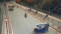 Accident Caught On Cam: Young Man Killed in Prayagraj By Reckless E-Rickshaw Driver