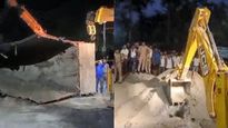 Tragic Hardoi Accident: Sand-Laden Truck Topples Over Hut, Killing 8 Including 4 Children
