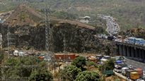 Year-End Travel Nightmare: Traffic Jams Paralyse Mumbai-Goa Highway, And Pune-Mumbai Expressway
