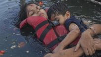 Fact Check: Viral 'Mother and Child’ Photo Linked to Jabalpur Boat Tragedy Is AI-Generated
