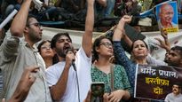 Abhijeet Dipke Leads Cockroach Janta Party Protest at Jantar Mantar, Demands Dharmendra Pradhan's Resignation
