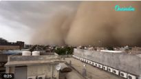 Delhi Hit by Powerful Dust Storm; IMD Sounds Red Alert for Rain, Thunderstorms, Delhi Airport Issues Advisory