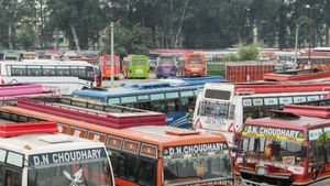 করোনা ধাক্কা গণপরিবহণে, নতুন বাস পরিষেবার উদ্বোধন