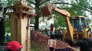  ফের গণ্ডগোলের আশঙ্কা! মেলার মাঠ চত্বরে ১৪৪ ধারা জারির আর্জি বিশ্বভারতীর
