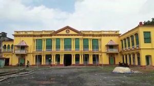 ১৩দিন ধরে চলে মূর্শিদাবাদের ধূলিয়ান রাজবাড়ির ৩০০ বছরের পুরনো পুজো