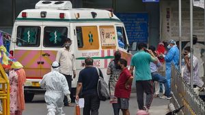 করোনায় মৃত বলে শ্রাদ্ধানুষ্ঠানের আয়োজন পরিবারের, একদিন আগেই বাড়ি ফিরলেন ব্যক্তি