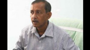 পুর-দায়িত্ব থেকে সরিয়ে দেওয়া হল অশোক ভট্টাচার্যকে! হেরেও প্রশাসকের পদ পেয়ে পুরস্কৃত গৌতম 