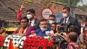 পাড়ায় পাড়ায় সরকারে লাভ নেই, বাংলার মানুষ সিদ্ধান্ত নিয়ে ফেলেছে! নন্দীগ্রামের হামলা নিয়ে হুঁশিয়ারি শুভেন্দুর 