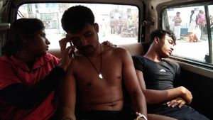 বসিরহাটে চাকরিপ্রার্থীদের শরীর চর্চা নিয়ে বচসা, মহিলাসহ জখম ১০