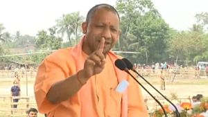 পশ্চিমবঙ্গে প্রচারে যোগী মুখে প্রতিশ্রুতির বন্যা, স্মরণ করালেন মোদী সরকারের কাশ্মীর-প্রতিশ্রুতির কথা 