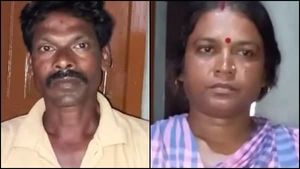  বিজেপি না করার  'হুঁশিয়ারি'কে অবজ্ঞা!  আগুন ধরানোর চেষ্টায় আতঙ্কে দম্পতি, অভিযুক্ত তৃণমূল 