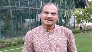 বীরভূমে সন্ত্রাসের আসল নায়ক কে, রামপুরহাট-কাণ্ডের পর ফেসবুক পেজে প্রশ্ন অধীরের