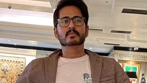 তৃণমূলের সমর্থনে পুর-চেয়ারম্যান হবেন বিজেপির হিরণ, নয়া সমীকরণে জল্পনা খড়গপুরে