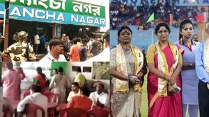 মমতার ল্যাংচা-কটাক্ষের সমালোচনায় শুভেন্দু-মনোজ, তৃণমূলের মুখ পোড়াবে কন্যাশ্রী কাপে শশীদের ভাইরাল ছবি? 