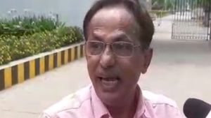 প্রভাবশালী তৃণমূল নেতার কল লিস্টে নাম! ভোট পরবর্তী হিংসার মামলায় CBI-এ হাজিরা রাজ্যের স্বাস্থ্য উপদেষ্টার