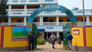 মেধা তালিকায় ২২জন! এবারের উচ্চমাধ্যমিকে উজ্জ্বলতম নাম জলচক নাটেশ্বরী নেতাজি বিদ্যায়তন