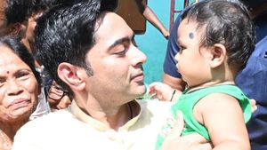 গাফিলতি ছিল! ক্ষমা চেয়ে অভিষেক বললেন, 'উত্তর-দক্ষিণ নয়, সবটাই বাংলা' 