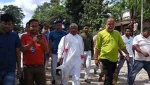 মমতার অভিযোগ এখন বিজেপির মুখে! মালবাজারের হড়পা বান নিয়ে গেরুয়া বিধায়কের নিশানায় তৃণমূল সরকার 