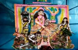 করোনা কাঁটা কাটিয়ে প্রস্তুত ওঁরা, মন্দার বাজারে লাভের আশায় শুরু লক্ষ্মী আরাধনার প্রস্তুতি 
