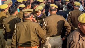 সরকারি কাজ করতে দিতে হয় কমিশন, কাটমানি নিয়ে এবার প্রকাশ্যে মুখ খুললেন ওসি