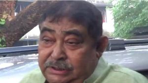 লটারিতে এক কোটি টাকার পুরস্কার! ঠিক কার থেকে টিকিট কিনেছিলেন অনুব্রত মণ্ডল, জানতে অভিযান সিবিআই-এর 