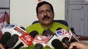 অনুব্রত-ঘনিষ্ঠ বীরভূমের তৃণমূল নেতা বিজেপির পথে, শুভেন্দুর হাত ধরে যোগদান জল্পনা