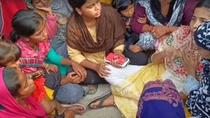 Lalan Sheikh মৃত্যুতে ডিআইজি সিবিআই সহ সাতজনের বিরুদ্ধে FIR! রয়েছে জামিন অযোগ্য ধারাও 