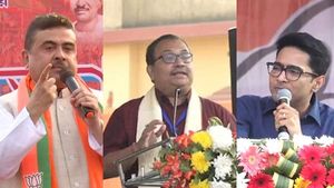 হঠাৎ শুভেন্দুর গলা শোনা গেল অভিষেকের মঞ্চে! নাটকীয় কায়দায় ভাষণ কুণালের