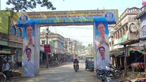 কেষ্ট কে ছেঁটে ফেলার বার্তা না জামিনের পথ সুগম করা? কেন মমতার বীরভূম সফরে নেই অনুব্রতর ছবি?