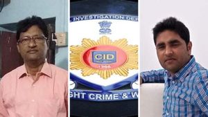 আইনকে বুড়ো আঙুল দেখিয়ে ছেলেকে চাকরি করে দেওয়ার অভিযোগ! গ্রেফতার প্রধান শিক্ষক 